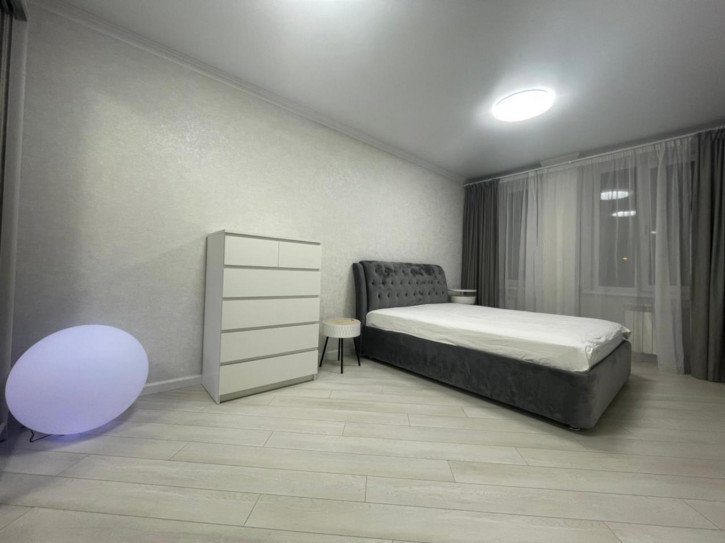 2-комн квартира Чапаева улица, 14а