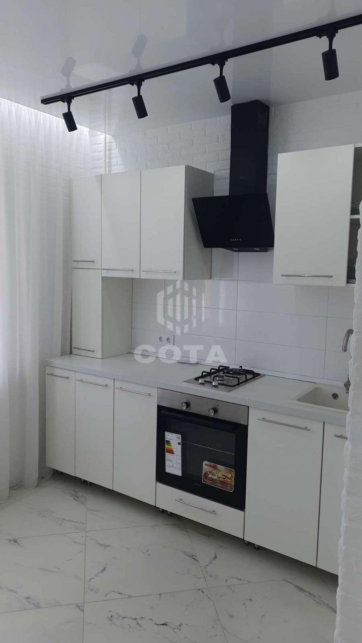 1-комн квартира Генерала Лизюкова улица, 105