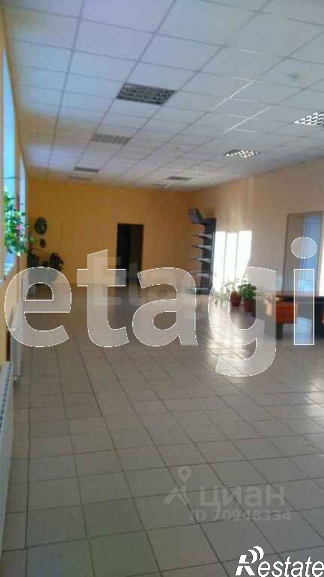 Купить торговое помещение за 9 800 340 рублей на ул Дорожная