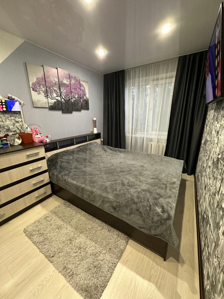 2-комн квартира улица Адмирала Кузнецова, 16 к.1