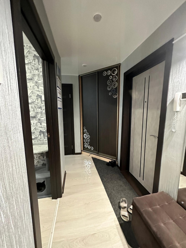 2-комн квартира улица Адмирала Кузнецова, 16 к.1