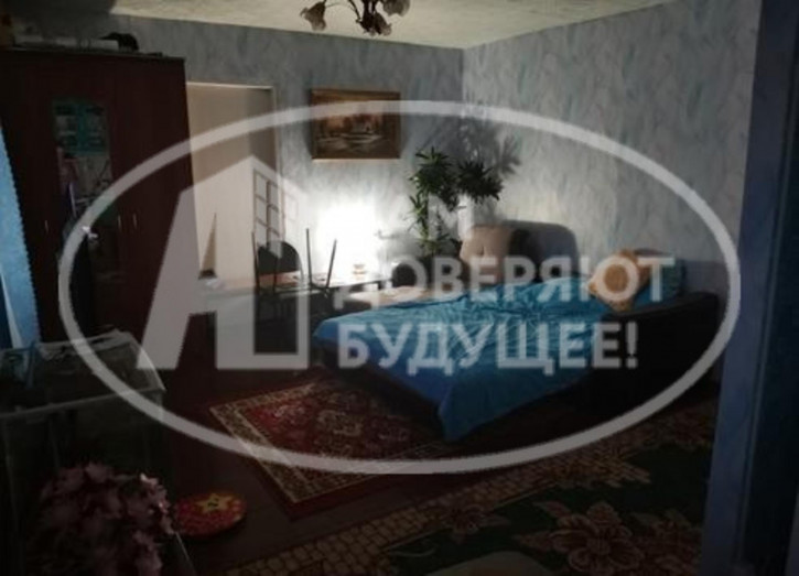 4-комн квартира улица Юности, 14
