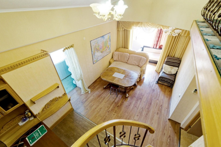 2-комн квартира улица Горького, 58А