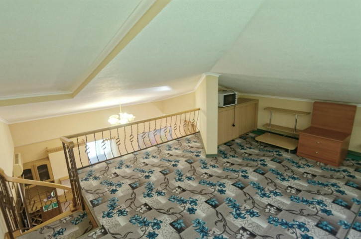 2-комн квартира улица Горького, 58А