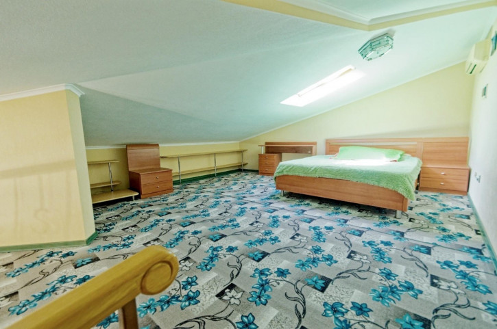 2-комн квартира улица Горького, 58А