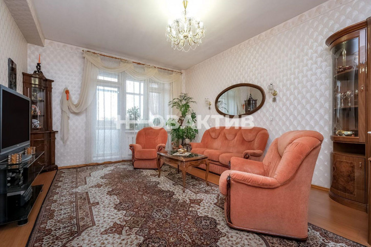 4-комн квартира улица Некрасова, 12