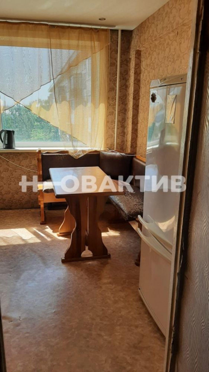4-комн квартира переулок Красноярский, 30/1