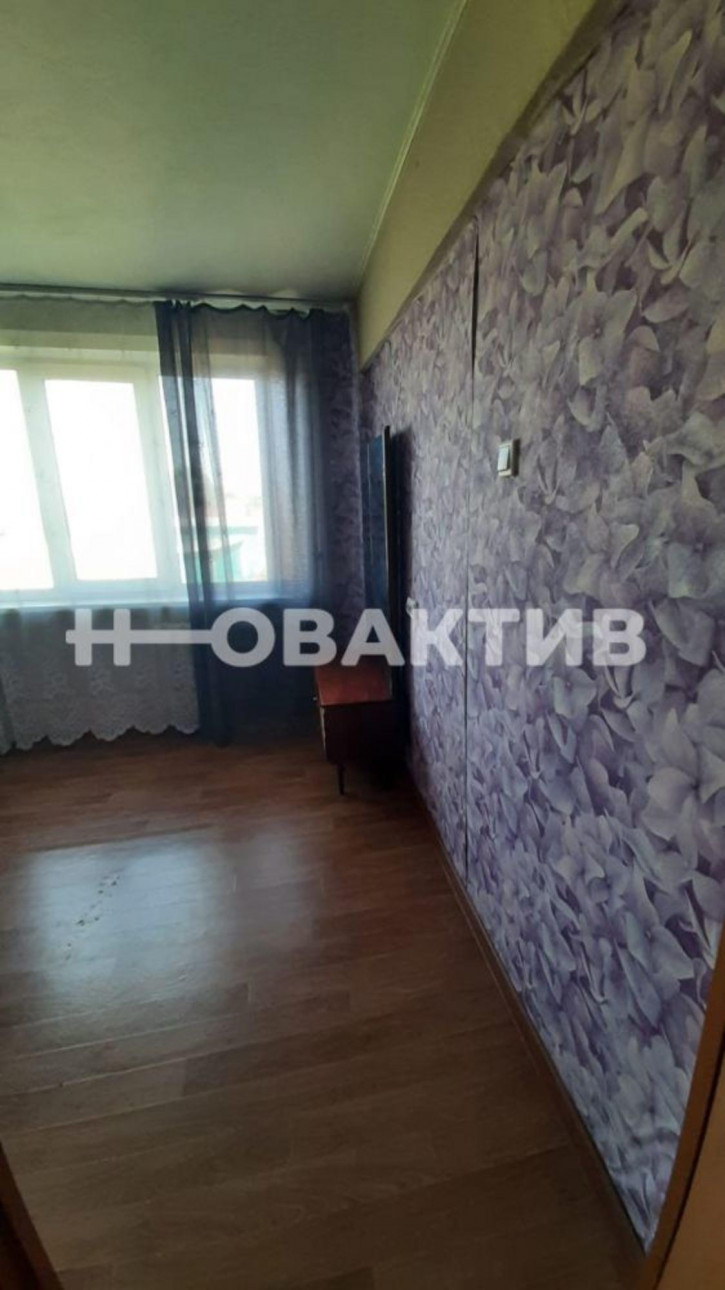 4-комн квартира переулок Красноярский, 30/1