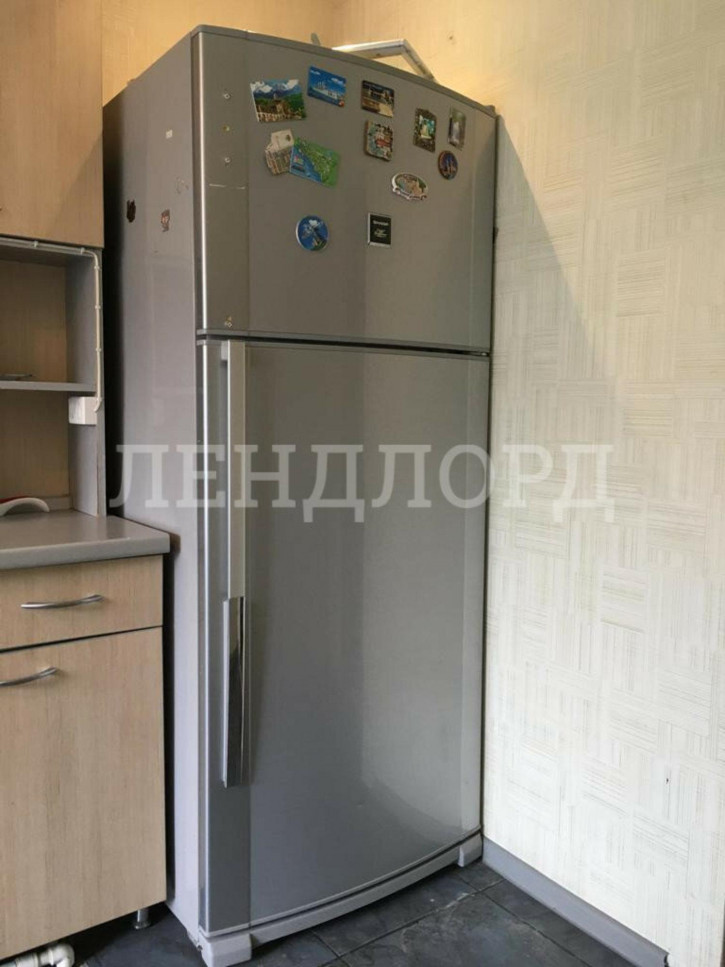 3-комн квартира улица Зорге, 27/6