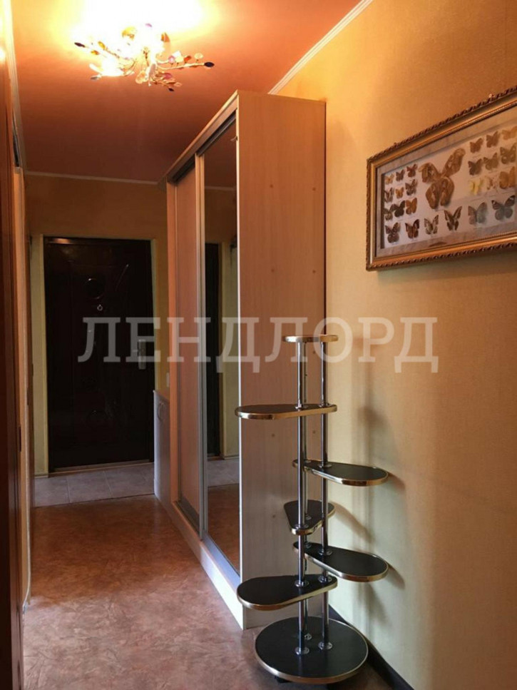 3-комн квартира улица Зорге, 27/6