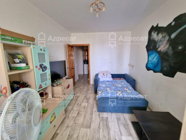 3-комн квартира ул. Рихарда Зорге,  д.60