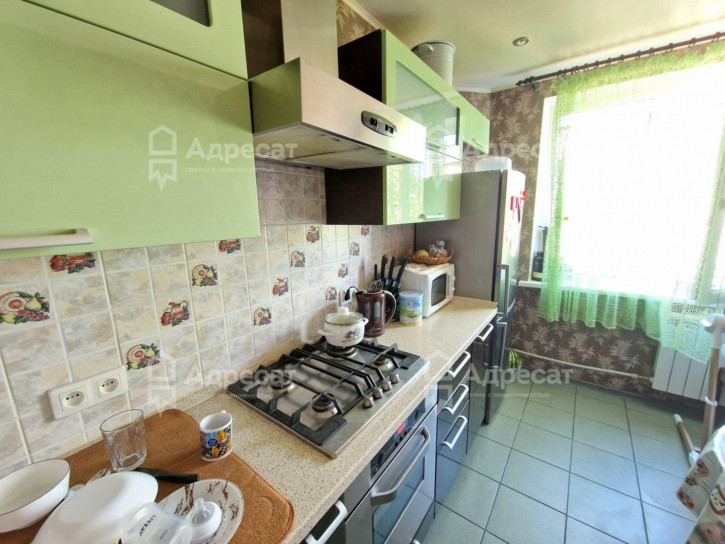 3-комн квартира ул. Рихарда Зорге,  д.60