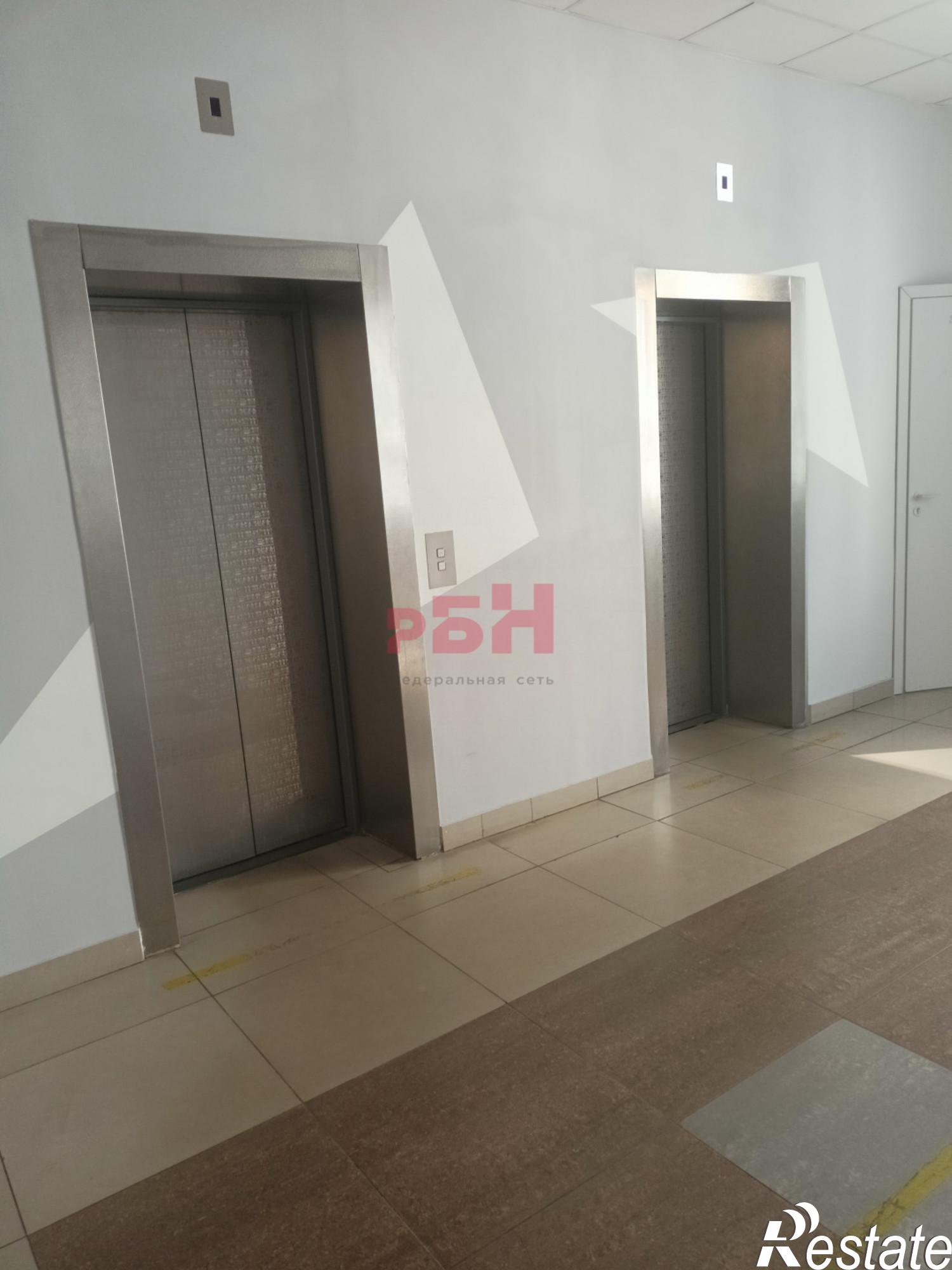 Купить офис, помещение под офис за 6 788 880 рублей на Карла Маркса ул., 13, к 2