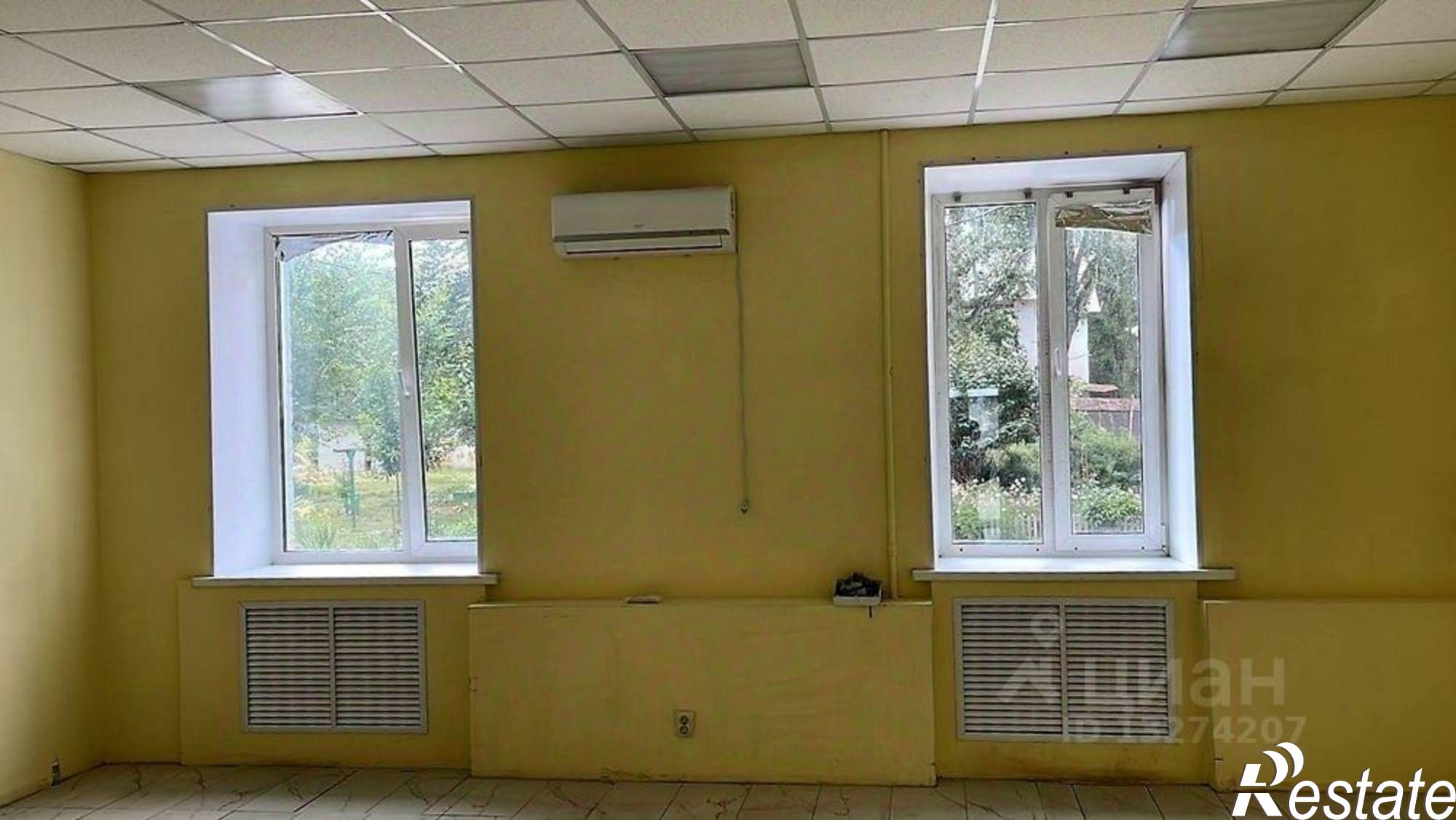 Сдать торговое помещение за 50 000 рублей на ул Гастелло, 1