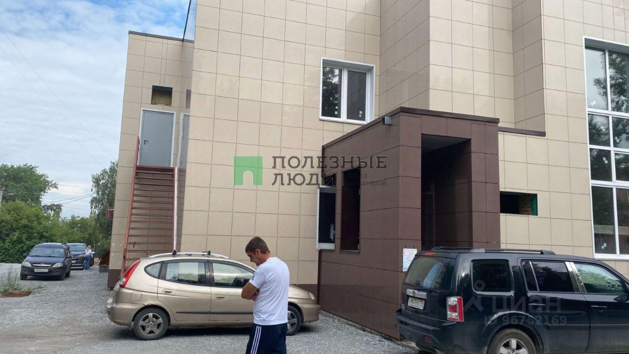 Сдать ОСЗ, отдельно стоящее здание за 800 042 рублей на улица Нахимова, 23