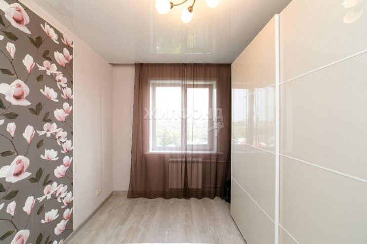 4-комн квартира Тульская улица, д.150
