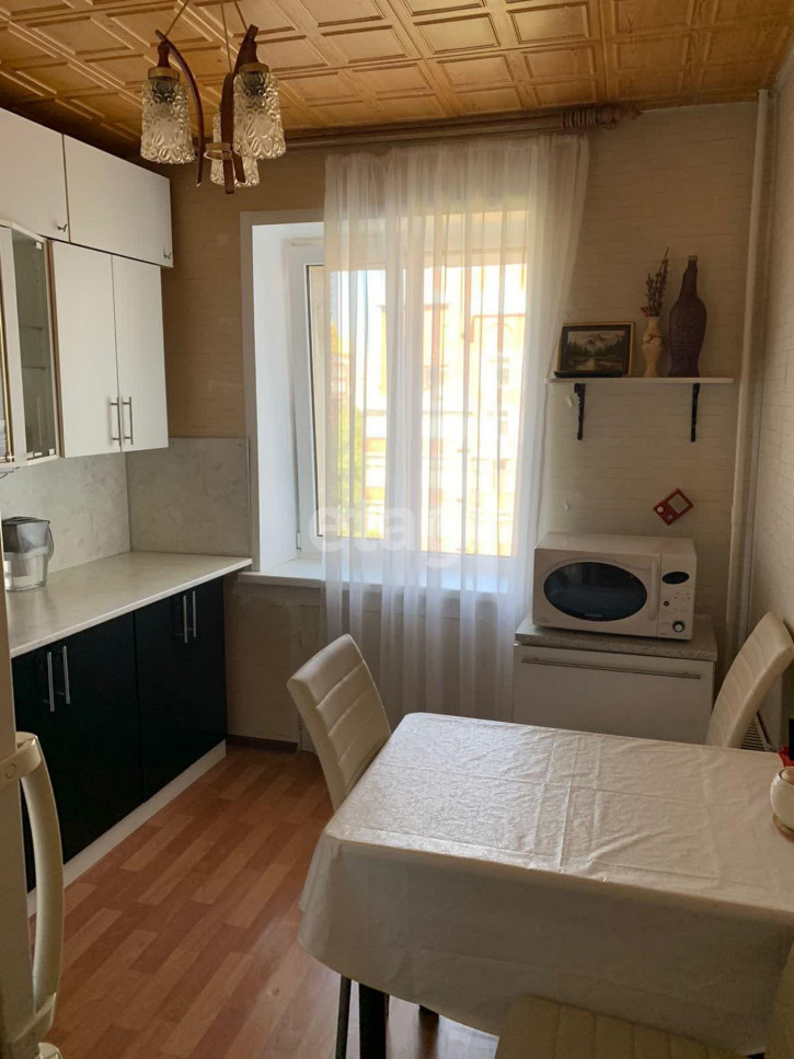 4-комн квартира Александра Матросова, 1