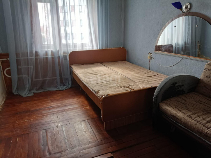 2-комн квартира Седова, 57