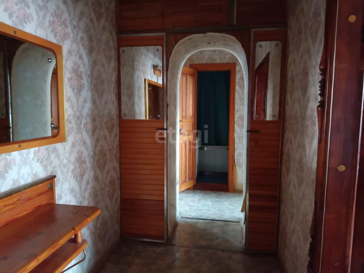 2-комн квартира Седова, 57