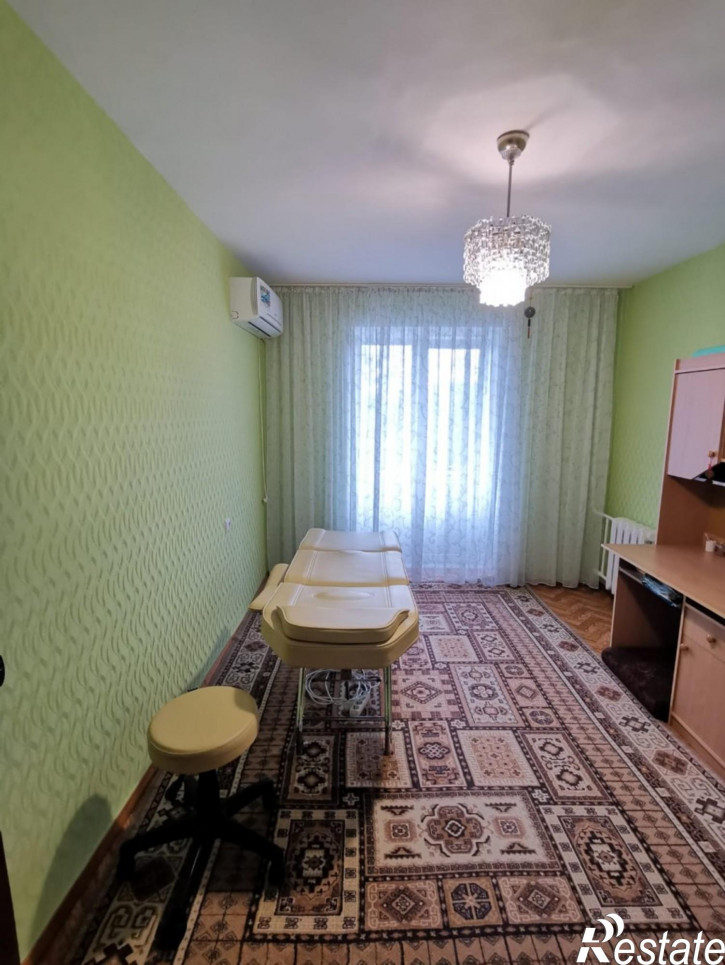 3-комн квартира Россия,  г. Комсомольск-на-Амуре, пр-кт. Первостроителей, д. 19