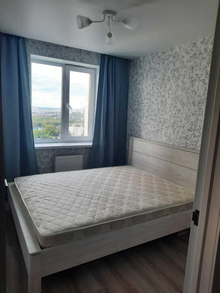 2-комн квартира Революционная улица, 101вк1