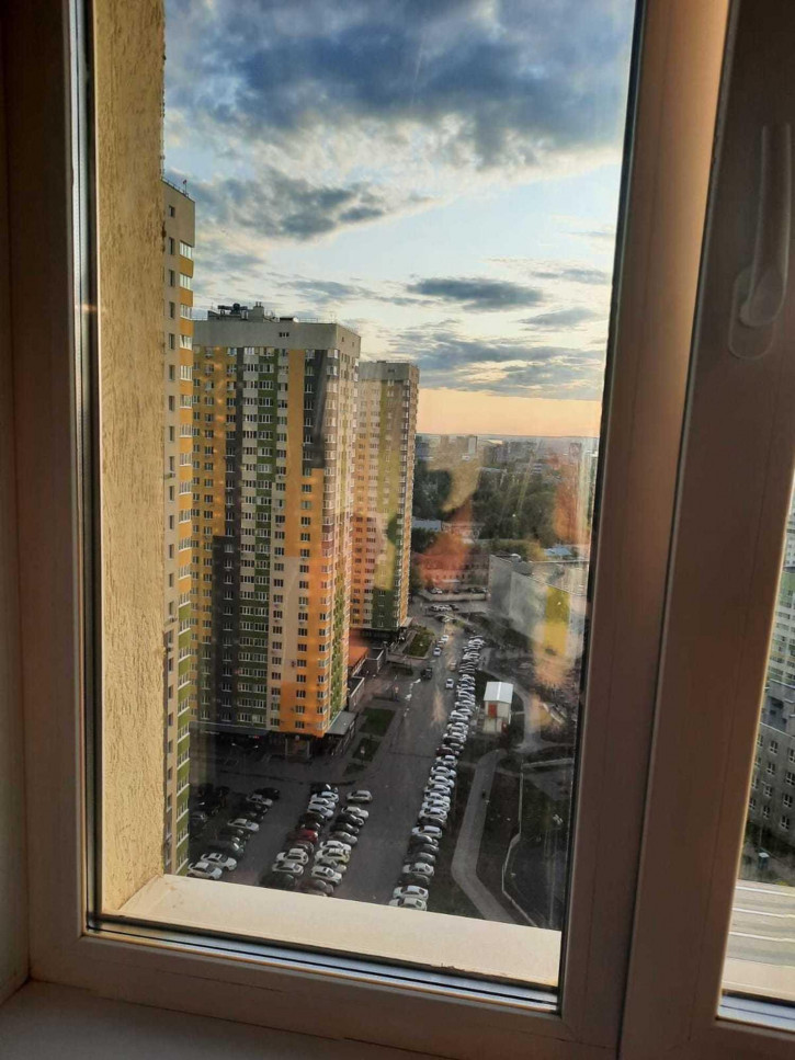 2-комн квартира Революционная улица, 101вк1