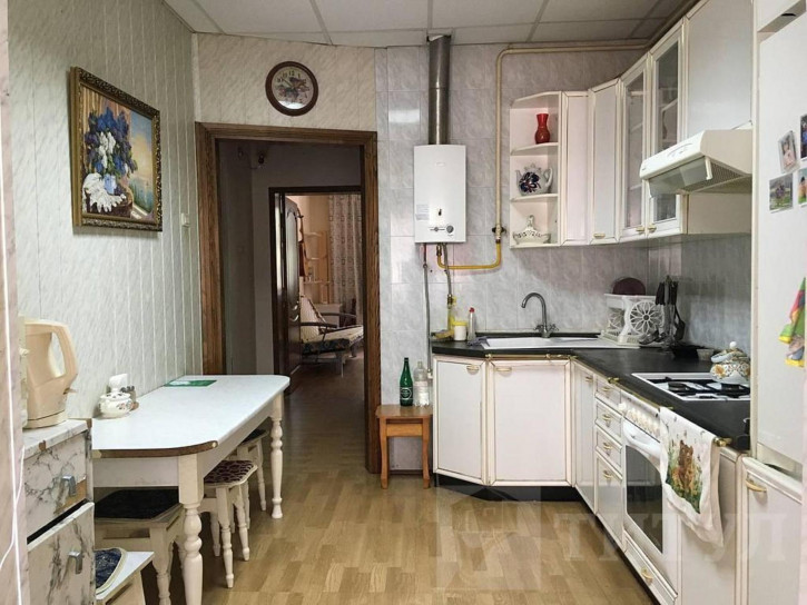 4-комн квартира Сельмаш, Мира