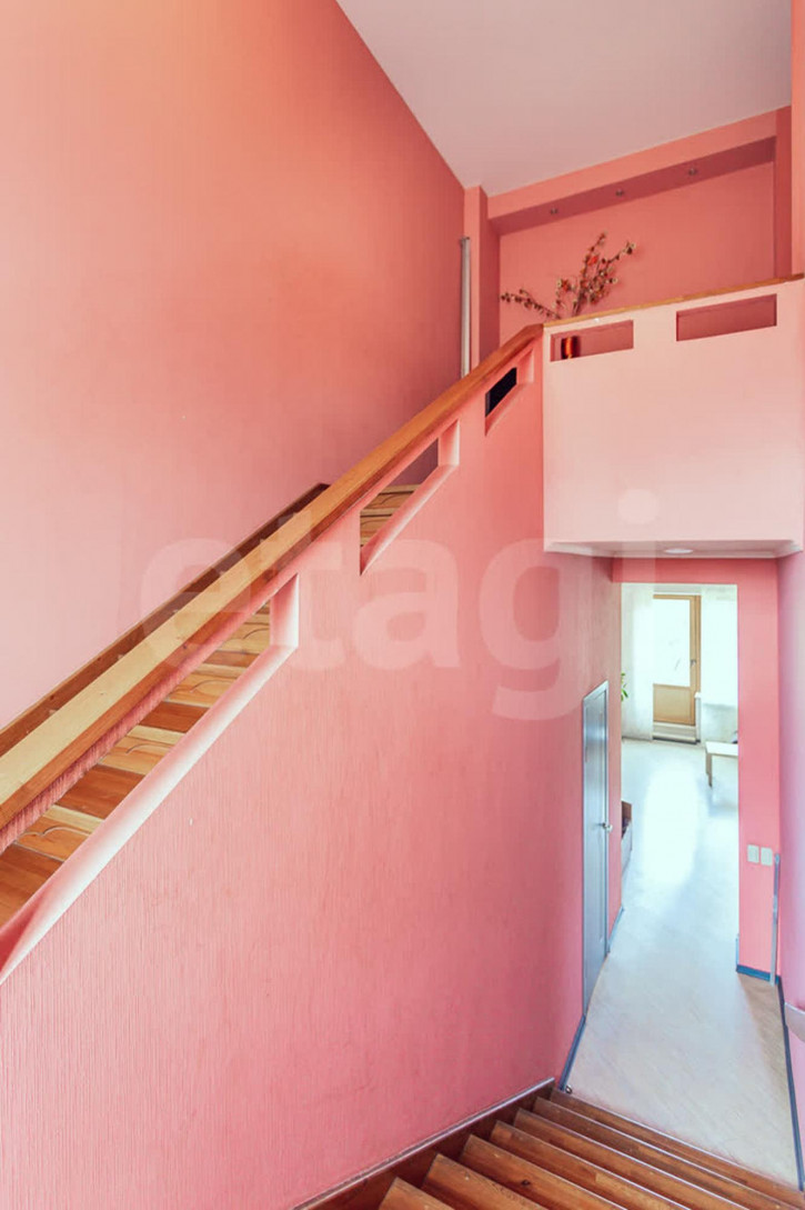 5-комн квартира Новгородская улица, 9в