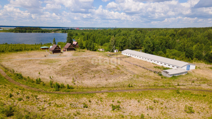 Земельный участок в районе бол. Безымянное 100 м. от п. Андреевский 1
