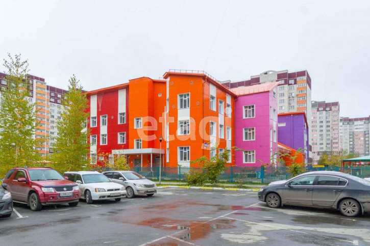 3-комн квартира Пермякова, 88