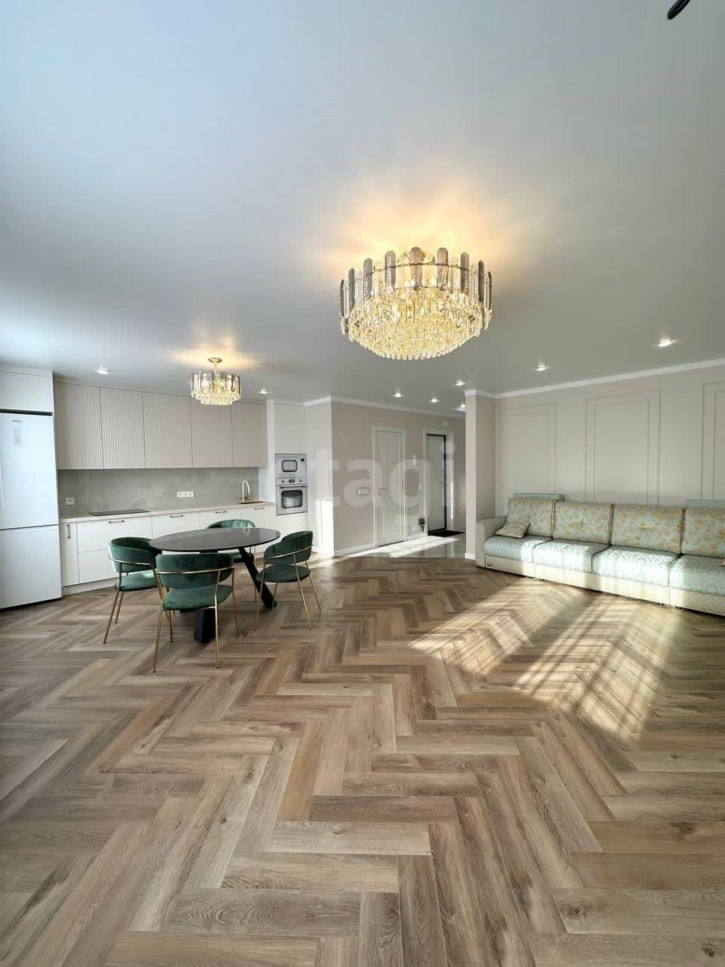 2-комн квартира Вице-адмирала Воронцова, 1