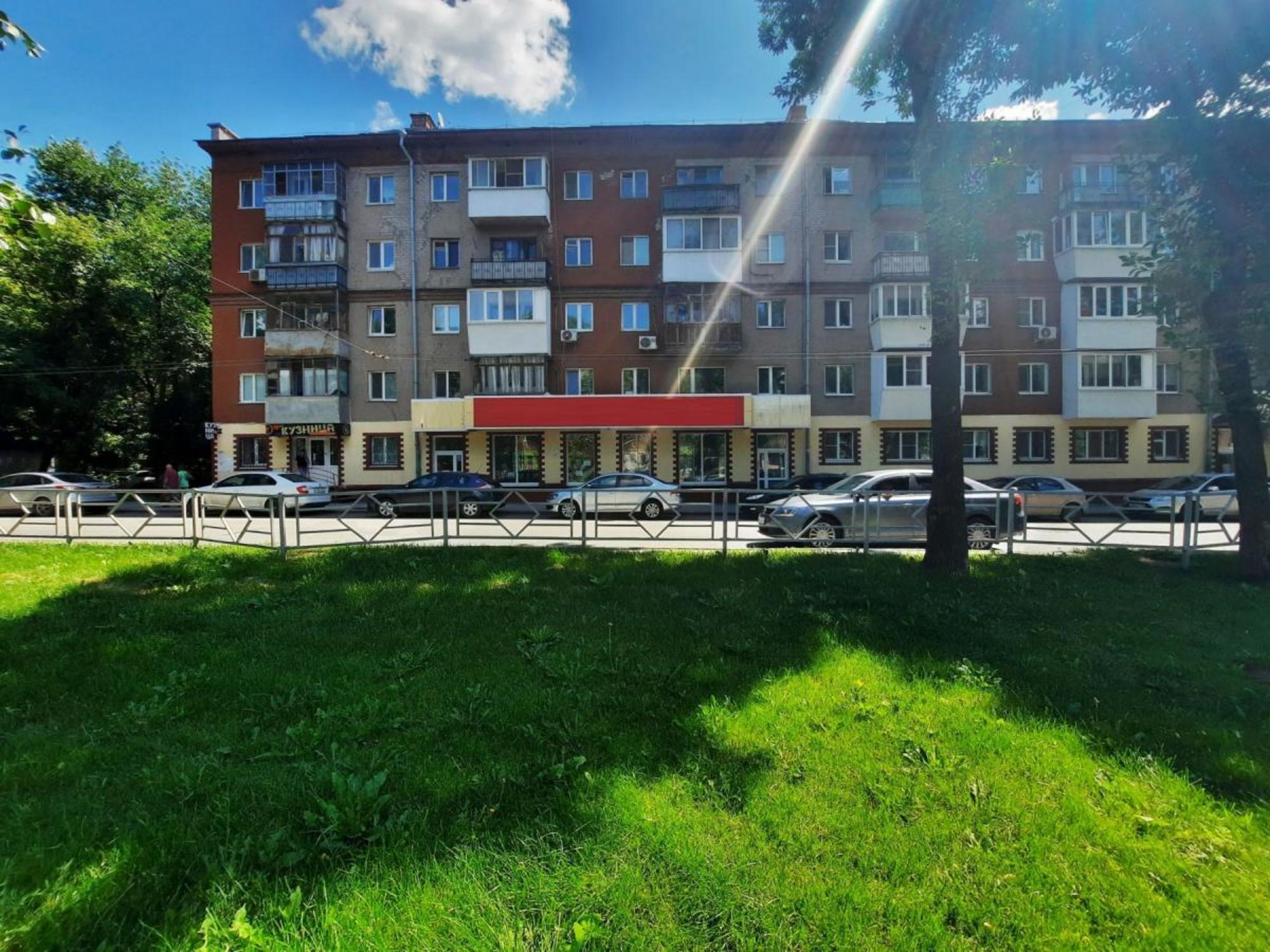 Сдать торговое помещение за 28 000 рублей на пр-кт Металлургов, 89