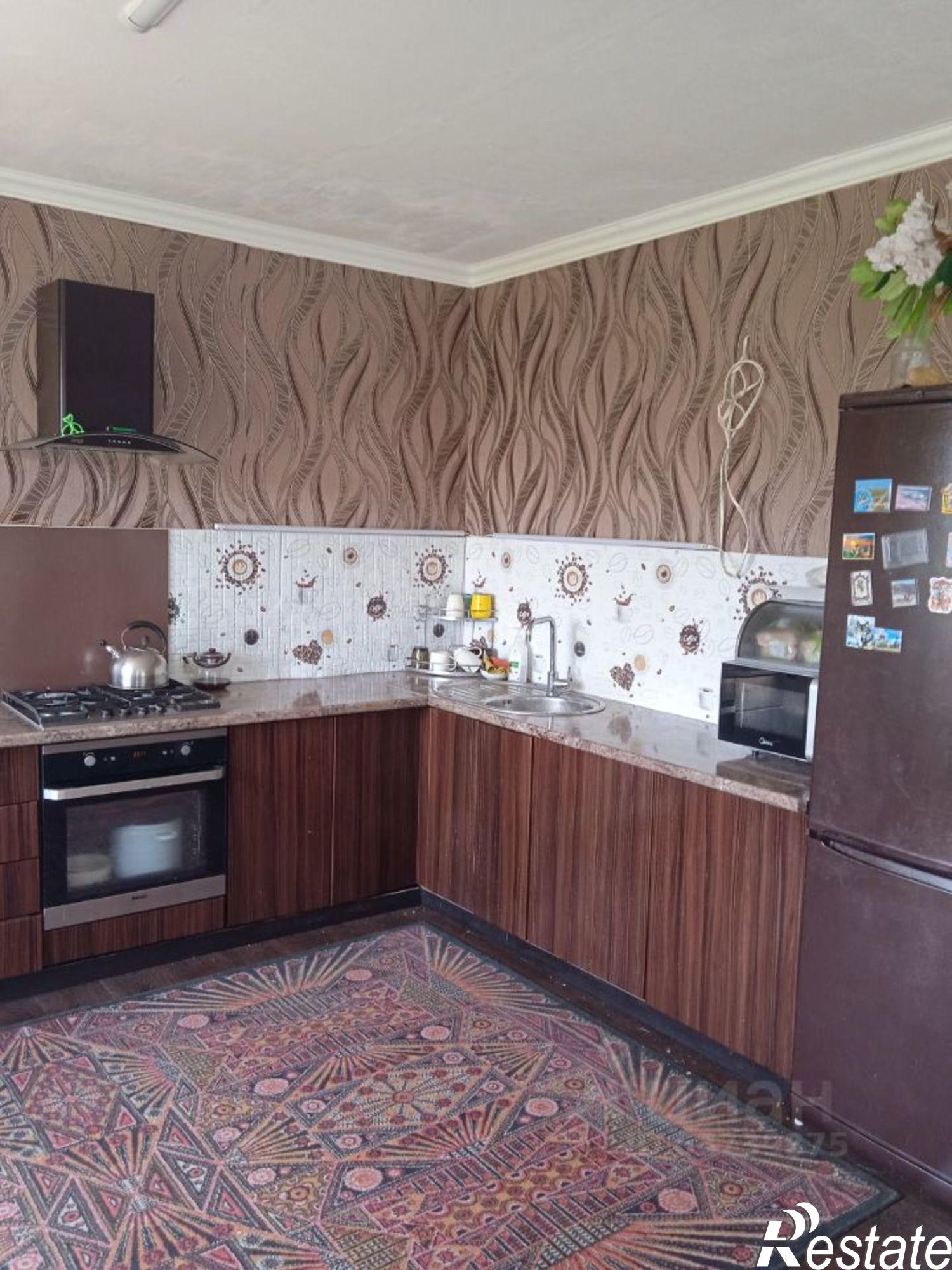 Сдать дачу, дом, коттедж за 50 000 рублей на ул Ровенская, 60