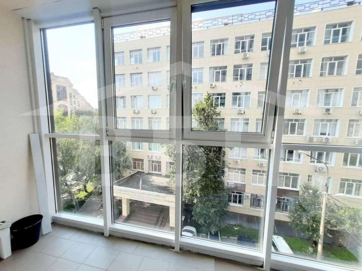 Офис 9 Января улица, 36/1