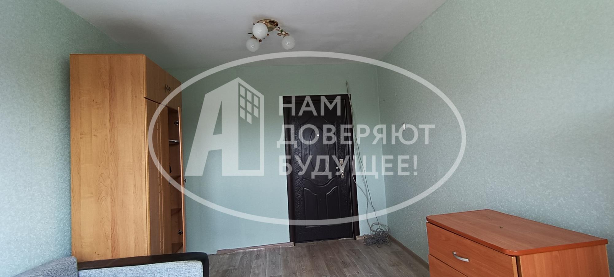 Купить комнату за 450 000 рублей на переулок Строителей, 6/1