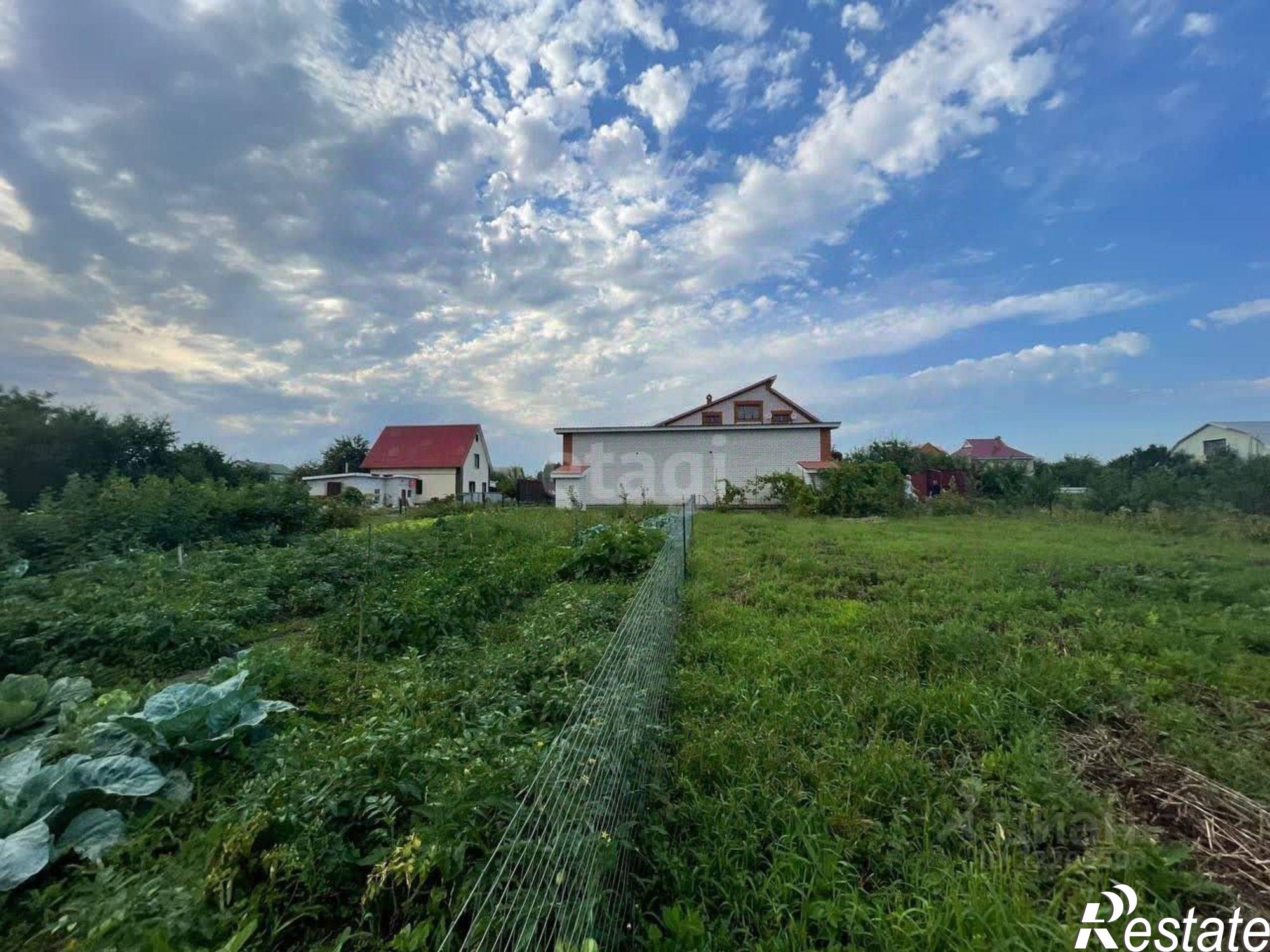Купить дачу, дом, коттедж за 5 300 000 рублей на 3-й Тополиный пер, 4