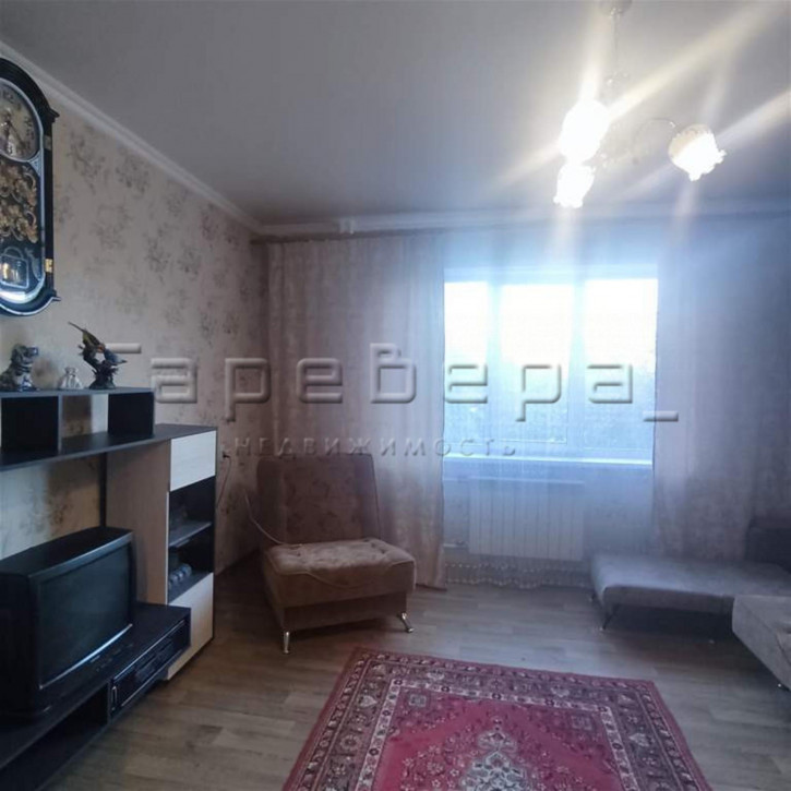 2-комн квартира Металлургов, 6