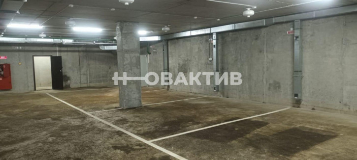 Гараж/парковка улица Оловозаводская, 18/1