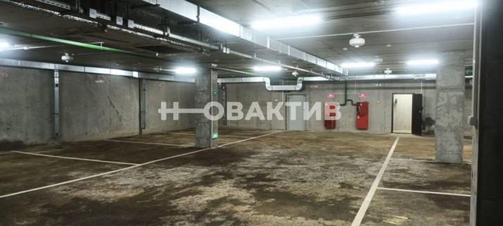 Гараж/парковка улица Оловозаводская, 18/1