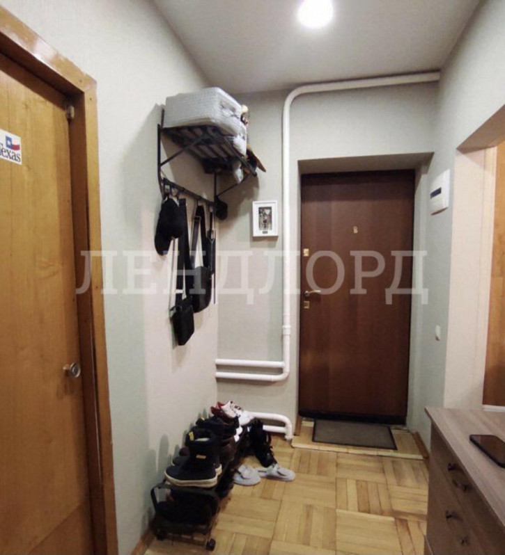 3-комн квартира Ереванская улица, 25