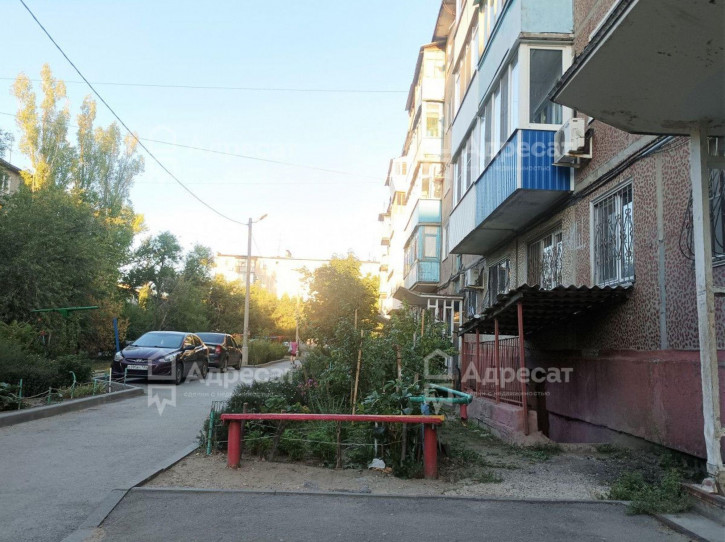 4-комн квартира ул. Льговская,  д.10