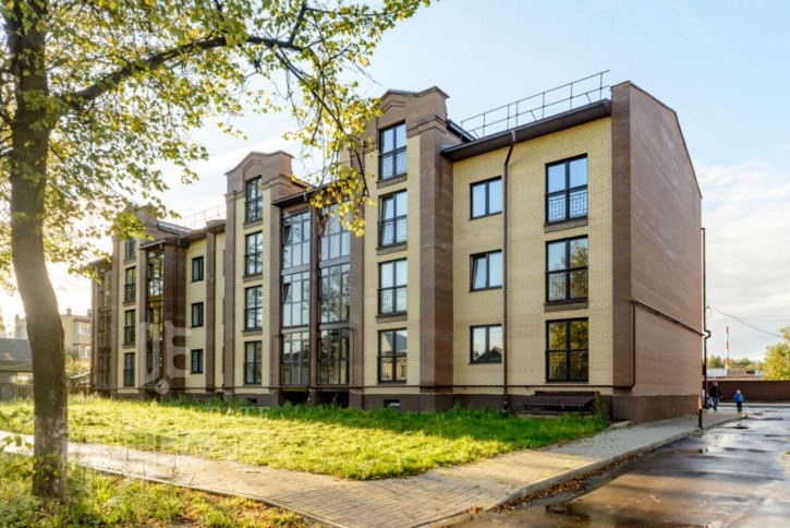 2-комн квартира Авиаторов пр-кт, 11