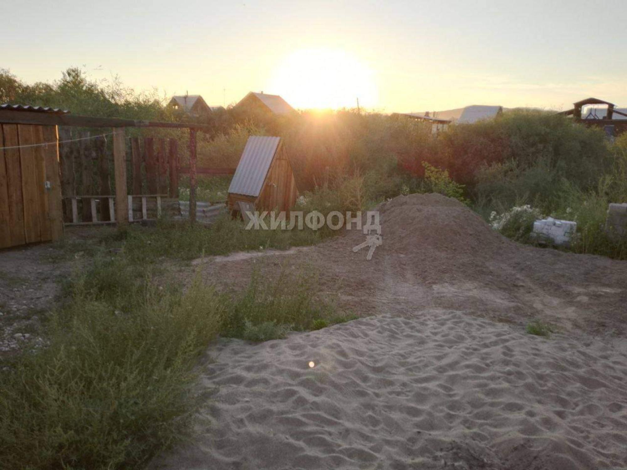 Купить дачу, дом, коттедж за 4 400 000 рублей на Вишневая улица
