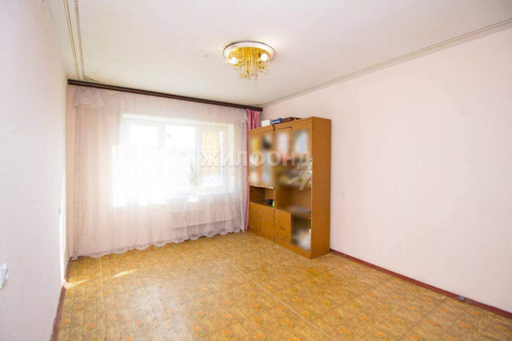 3-комн квартира Выборная улица, д.124
