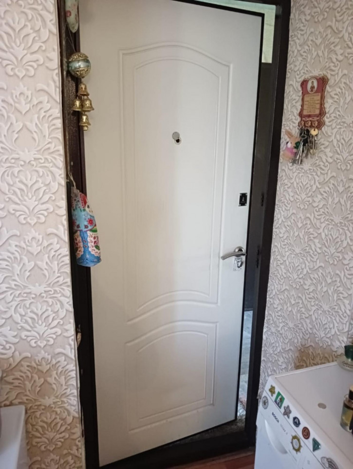 Комната Днепровский переулок,108