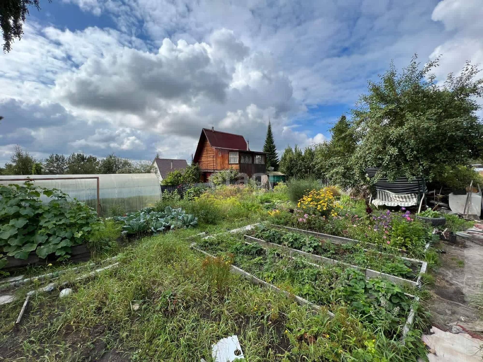 Купить дачу, дом, коттедж за 1 900 000 рублей на 12-я Дачная,