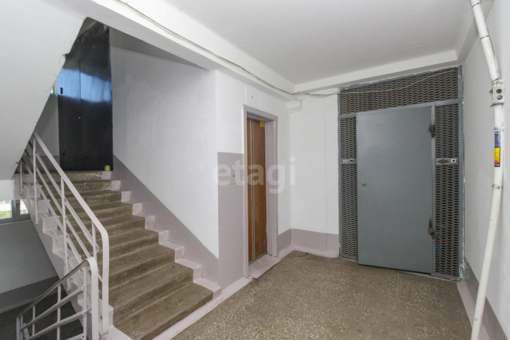 3-комн квартира Лисицкого, 9б