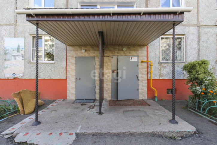 3-комн квартира Лисицкого, 9б
