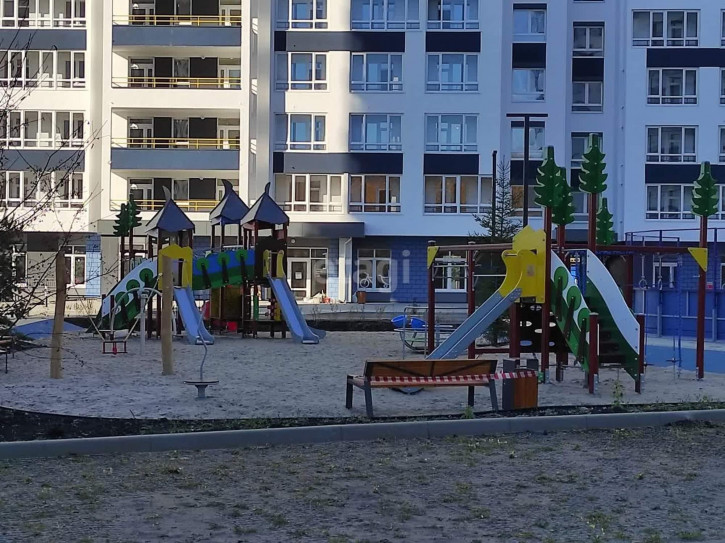 1-комн квартира Сергея Джанбровского, 7