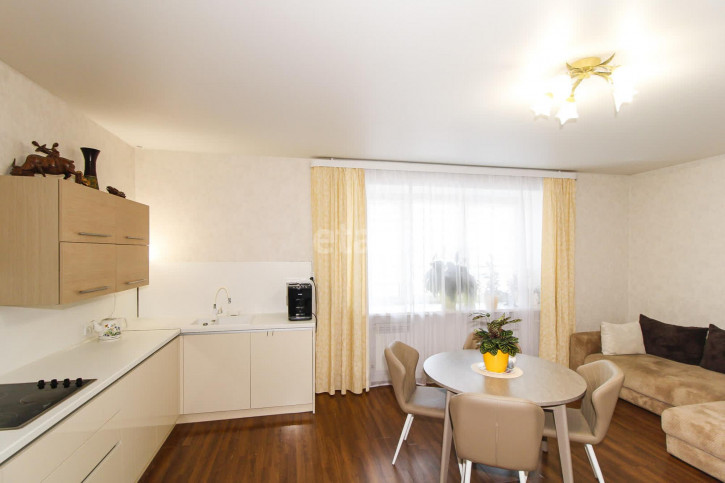 2-комн квартира Ямская, 65